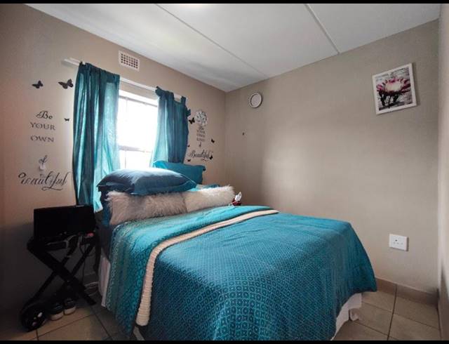 2 BEDROOM PROPERTY TO RENT IN MONTANA